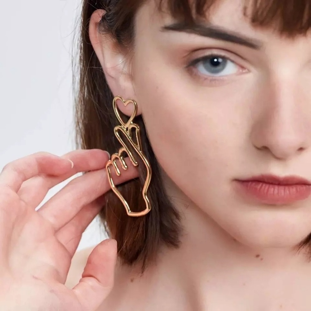 Heart Outline hand gestures dangle earrings - Picture 4 of 4